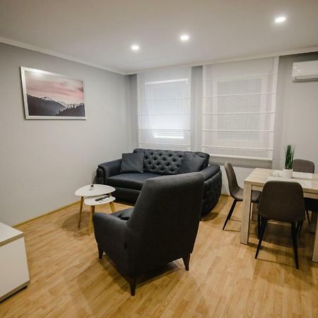 Brčko Trupl Apartman 5 - Stan Na Dan 아파트 외부 사진